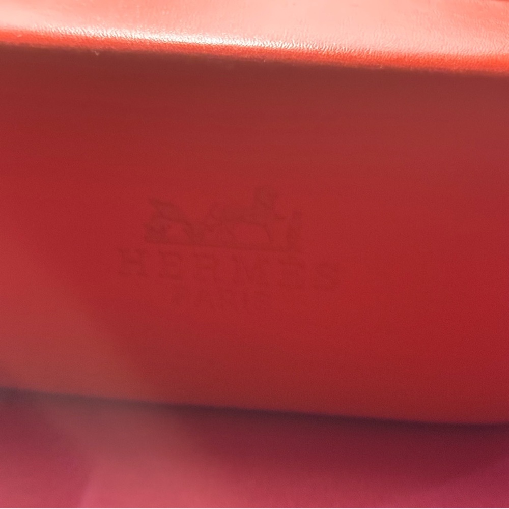 Premium Luxury Hermes Leather hard eye glass case made in Paris France. - Picture 4 of 11